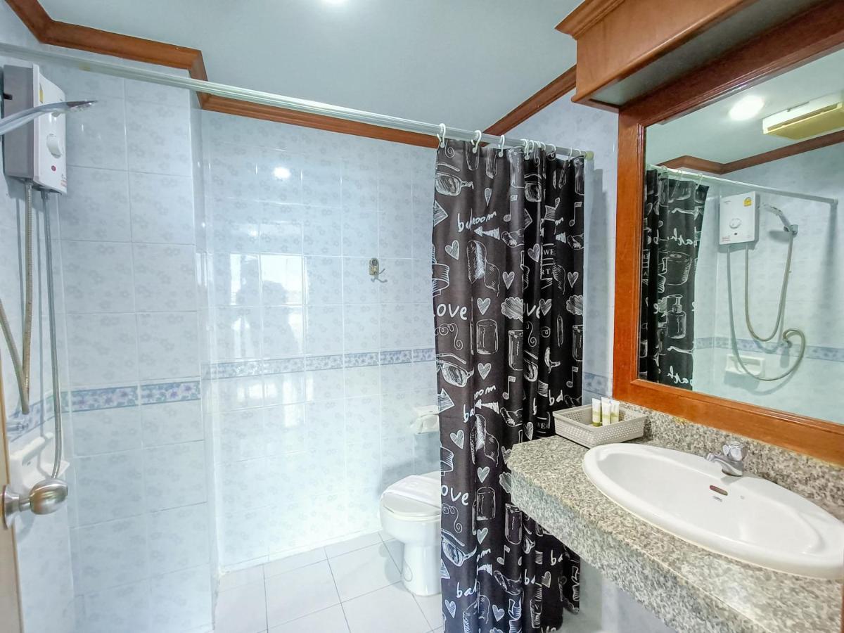 Black Pearl Patong Beachfront Exterior foto